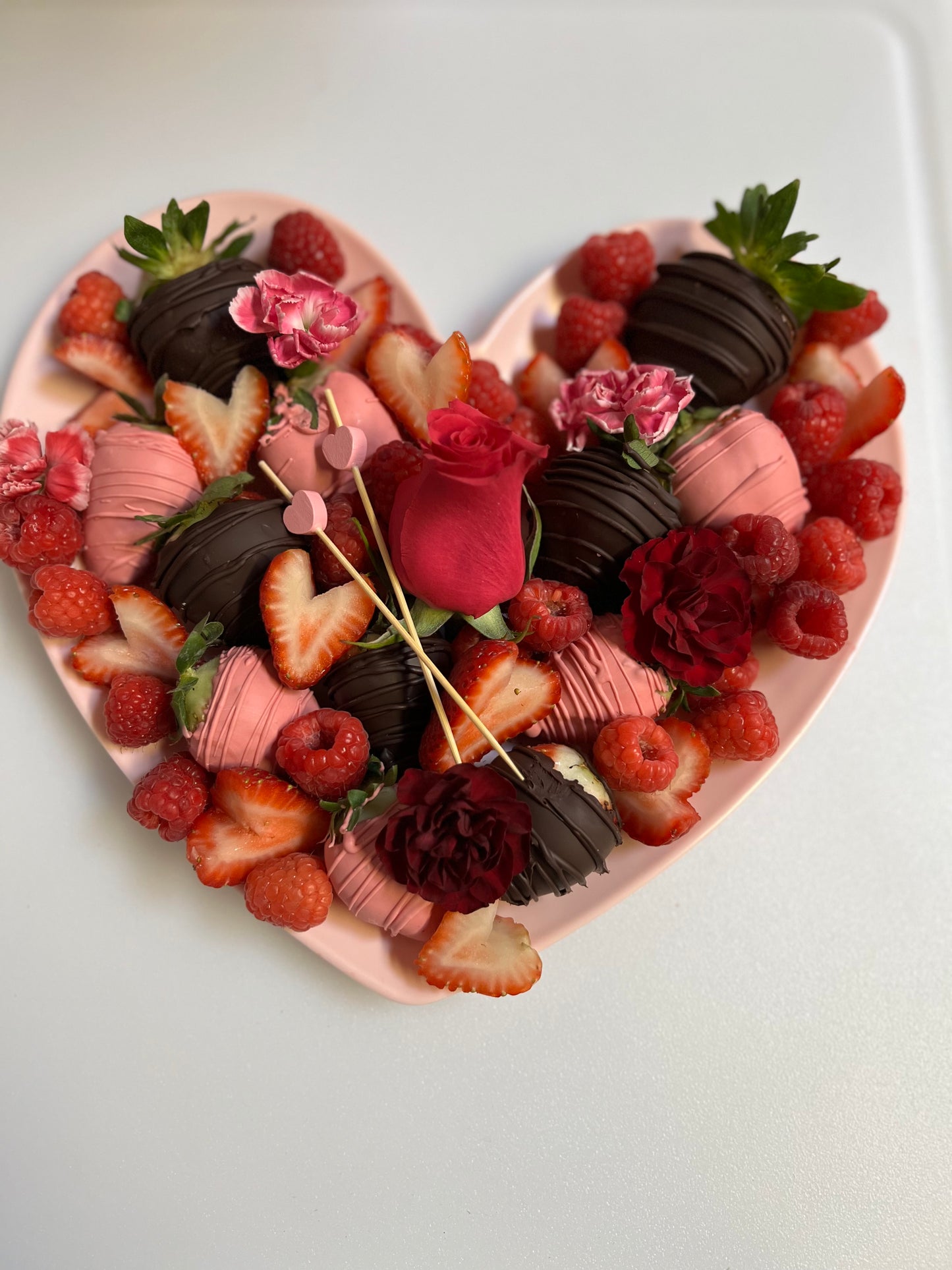 Chocolate Covered Strawberries + Berries (Put your p|u date + time in instruction box at checkout)